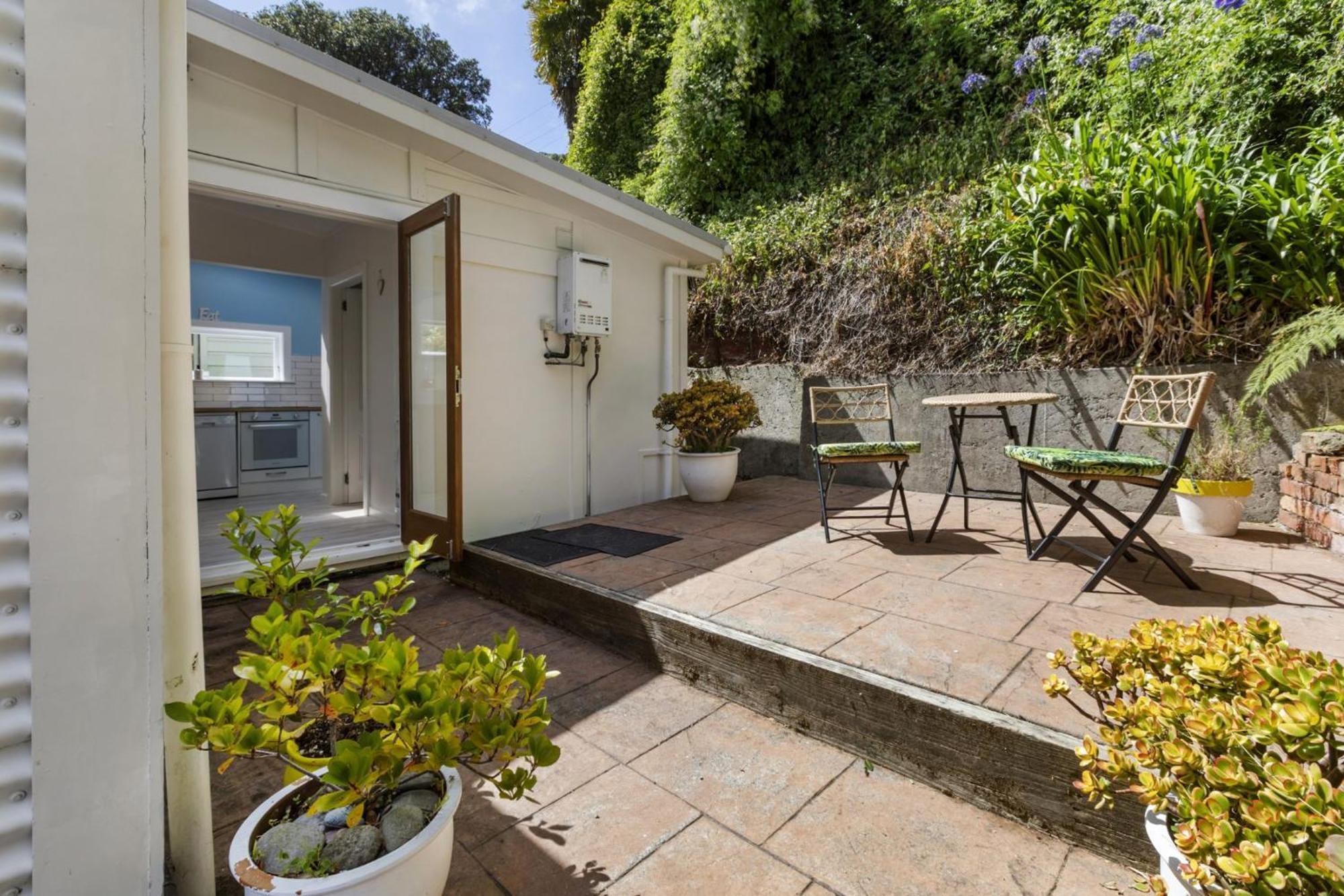 Peaceful & Private City Cottage With Carparks Wellington Extérieur photo
